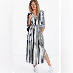 Boohoo Black and White Striped Long Maxi Sleeve Dress size 6